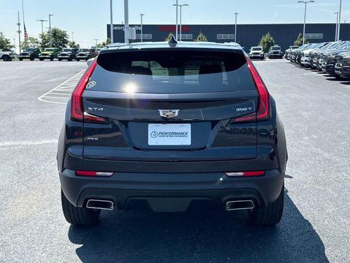 2023 Cadillac XT4 Luxury