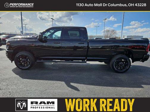 2026 RAM 2500 Black Express Crew Cab 4x4 8' Box