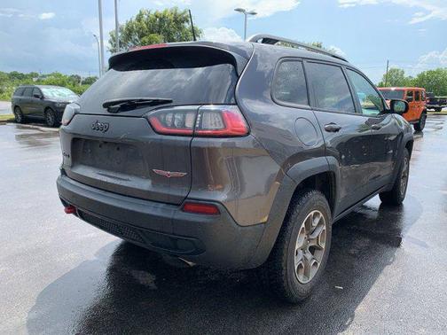 2020 Jeep Cherokee Trailhawk