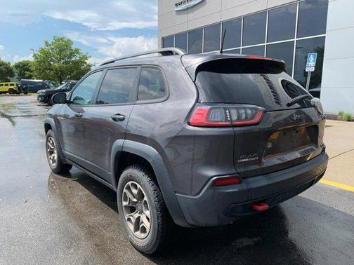 2020 Jeep Cherokee Trailhawk