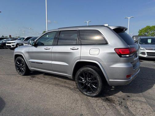 2021 Jeep Grand Cherokee Laredo
