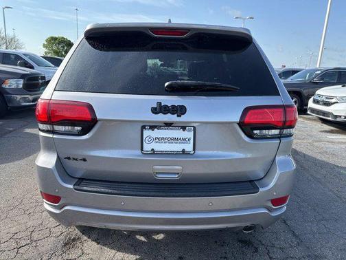 2021 Jeep Grand Cherokee Laredo