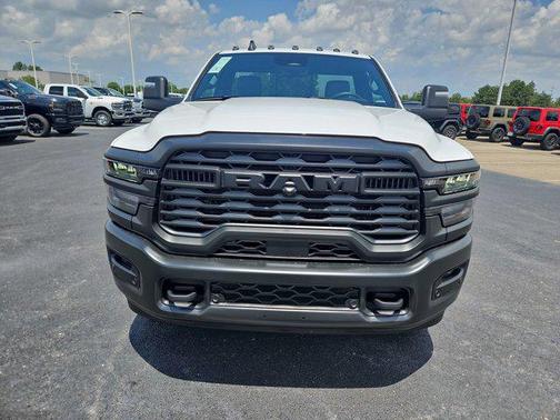 2025 RAM 2500 Tradesman Regular Cab 4x4 8' Box