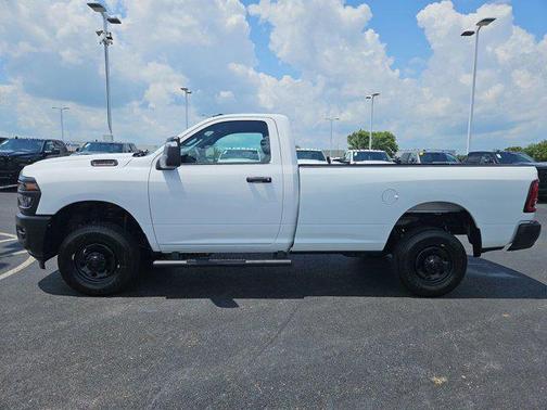 2025 RAM 2500 Tradesman Regular Cab 4x4 8' Box