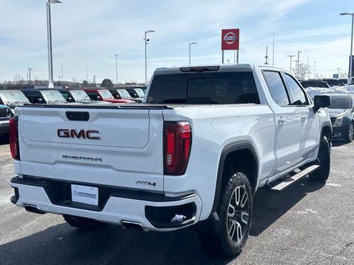 2022 GMC Sierra 1500 AT4