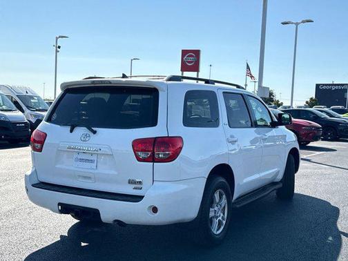 2015 Toyota Sequoia SR5