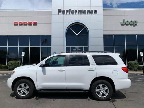 2015 Toyota Sequoia SR5