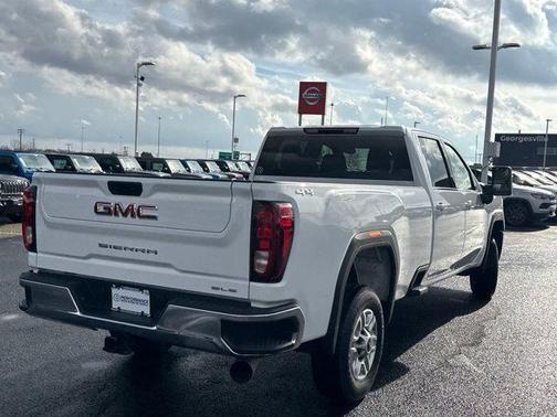 2024 GMC Sierra 2500 SLE
