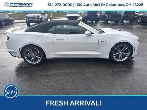 2022 Chevrolet Camaro RWD Convertible LT1