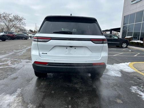 2025 Jeep Grand Cherokee Altitude