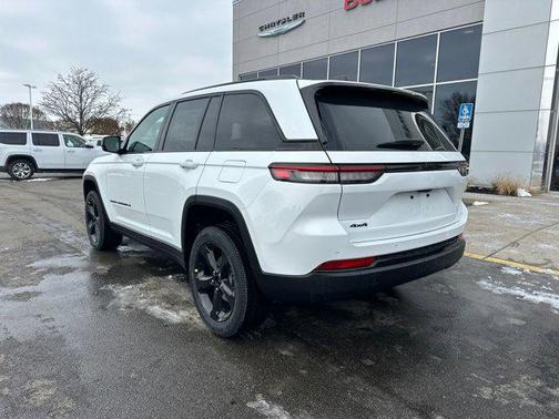 2025 Jeep Grand Cherokee Altitude