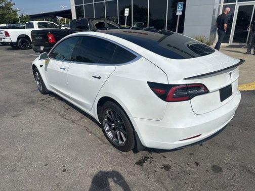 2019 Tesla Model 3 Standard Range