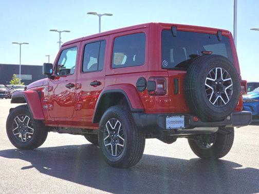 2024 Jeep Wrangler 4-Door Sahara 4x4