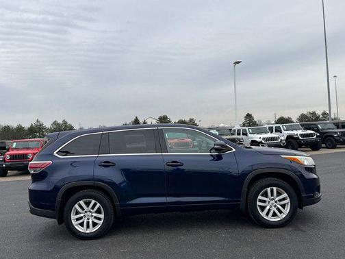 2015 Toyota Highlander LE