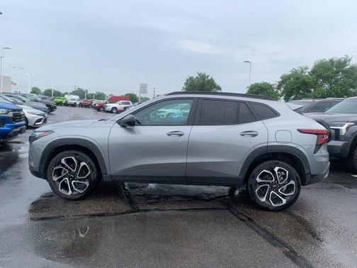 2025 Chevrolet Trax FWD 2RS