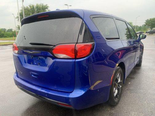 2019 Chrysler Pacifica Touring Plus