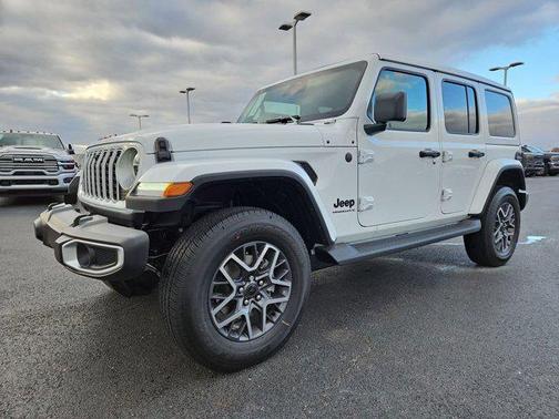 2026 Jeep Wrangler 4-Door Sahara 4x4