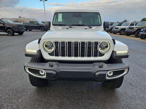 2026 Jeep Wrangler 4-Door Sahara 4x4