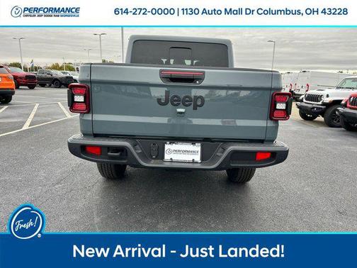 2026 Jeep Gladiator Sport S