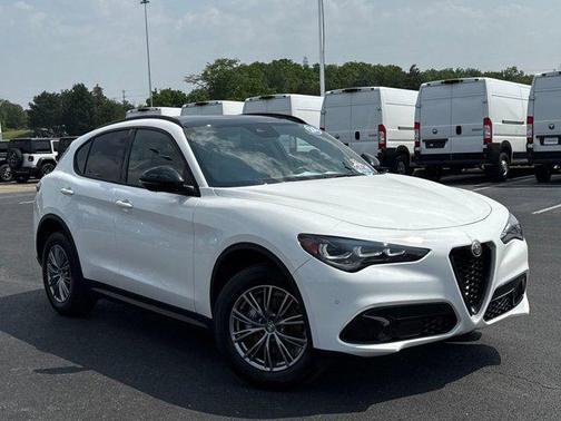 2024 Alfa Romeo Stelvio Sprint AWD