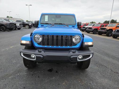 2025 Jeep Gladiator Sport S