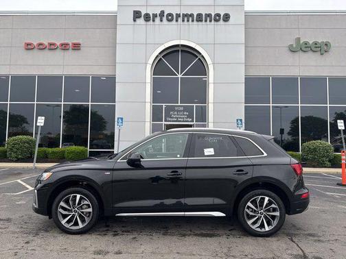 2023 Audi Q5 45 S line Premium Plus