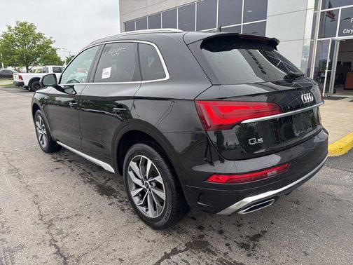 2023 Audi Q5 45 S line Premium Plus