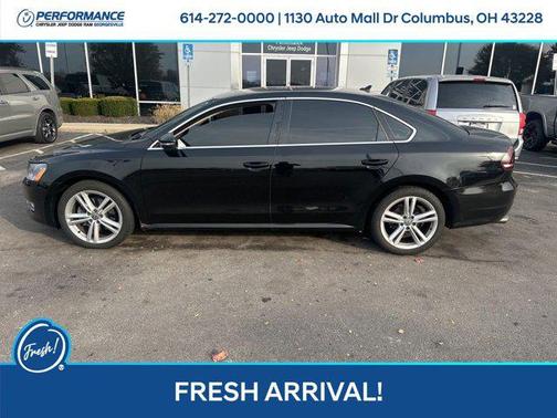 2012 Volkswagen Passat 3.6 SE