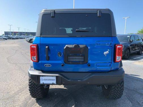 2024 Ford Bronco Black Diamond