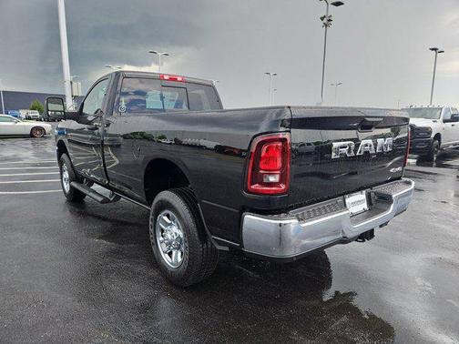 2025 RAM 2500 Tradesman Regular Cab 4x4 8' Box
