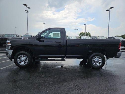 2025 RAM 2500 Tradesman Regular Cab 4x4 8' Box