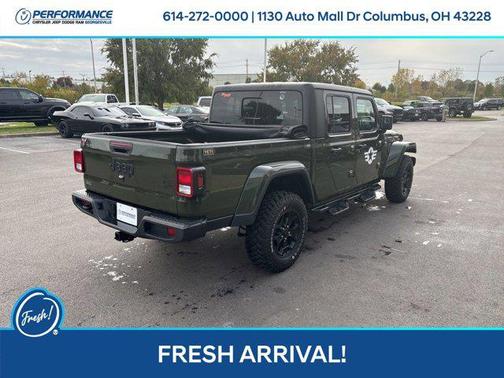 2022 Jeep Gladiator Sport