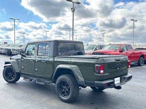 2022 Jeep Gladiator Sport
