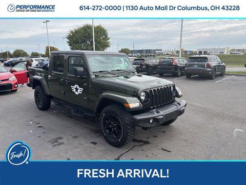 2022 Jeep Gladiator Sport
