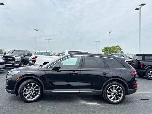 2025 Lincoln Corsair Premiere