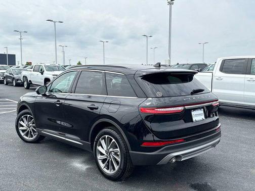 2025 Lincoln Corsair Premiere