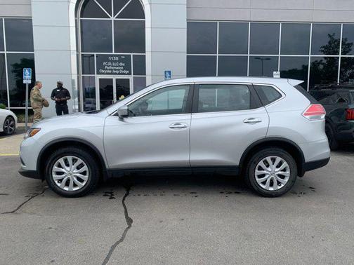 2015 Nissan Rogue S