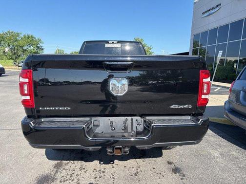 2024 RAM 3500 Limited Crew Cab 4x4 8' Box