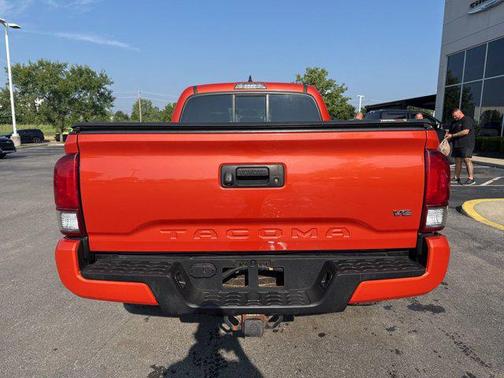 2016 Toyota Tacoma SR5