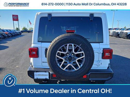 2025 Jeep Wrangler 4-Door Sahara 4x4