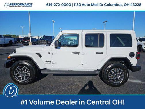 2025 Jeep Wrangler 4-Door Sahara 4x4