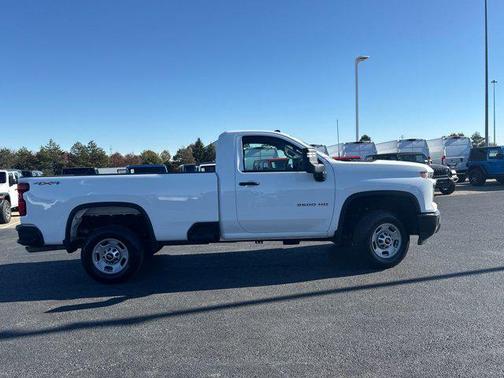 2025 Chevrolet Silverado 2500 WT