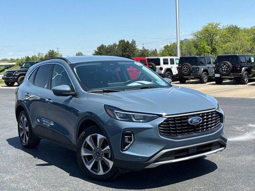 2023 Ford Escape Platinum