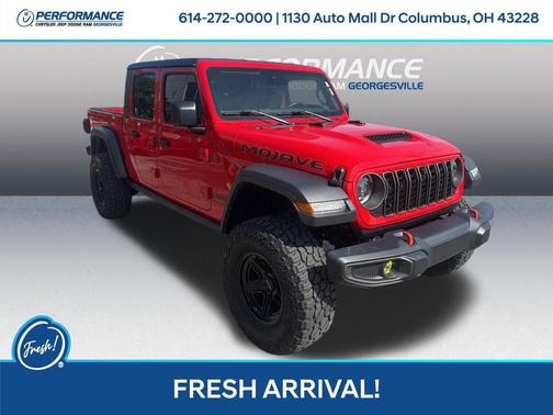 Firecracker Red Clearcoat 2024 Jeep Gladiator Mojave