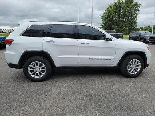 2022 Jeep Grand Cherokee Laredo
