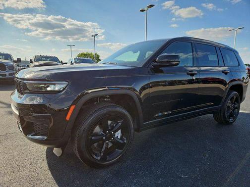2025 Jeep Grand Cherokee L Altitude