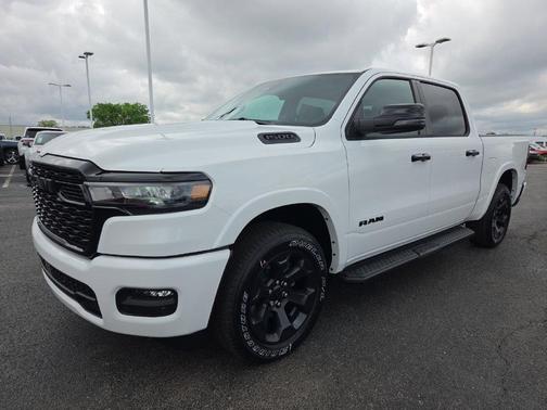 Bright White Clearcoat 2026 RAM 1500 Big Horn/Lone Star