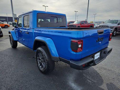 2026 Jeep Gladiator Sport S