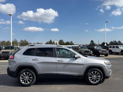 2019 Jeep Cherokee Latitude Plus