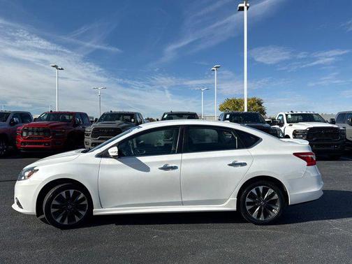 2019 Nissan Sentra SR